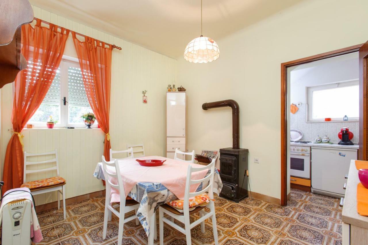 Apartment Dragana Kastela Bagian luar foto