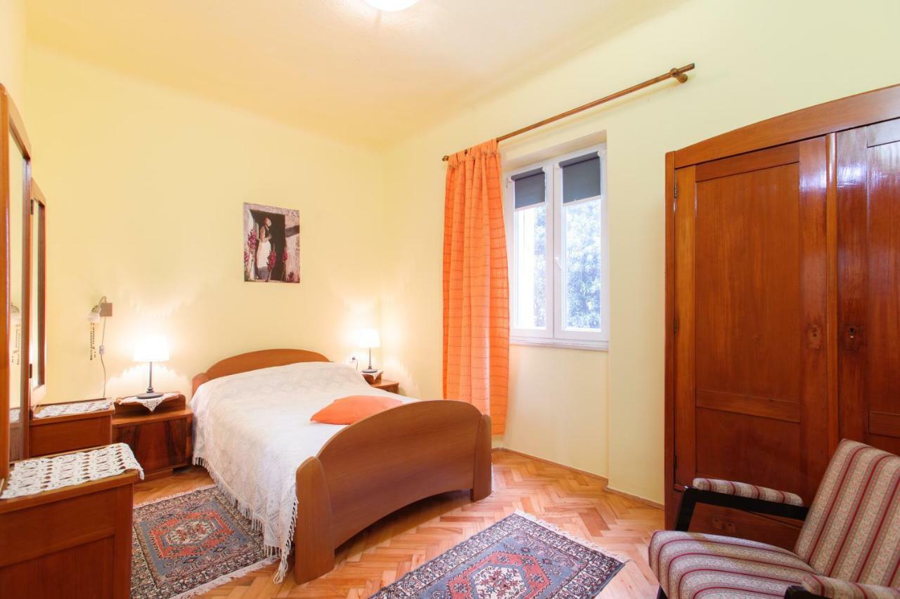 Apartment Dragana Kastela Bagian luar foto